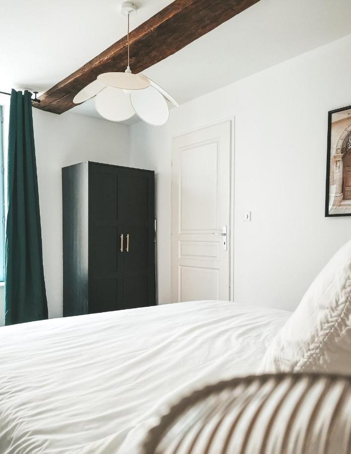Appartement Vue Sur Chateau-Fort 3 Etoiles 色当 外观 照片